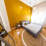 Sweet Roma 315 Bed & Breakfast