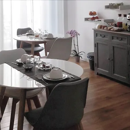 Oda ve Kahvaltı Sweet Roma 315